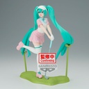 Banpresto Hatsune Miku (Golf) - Holiday Memories Figure