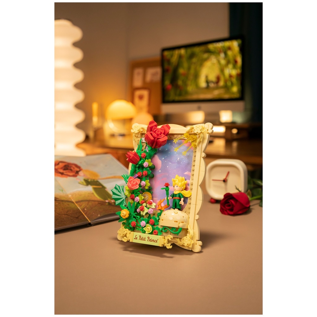 The Little Prince Rose Construction Kit